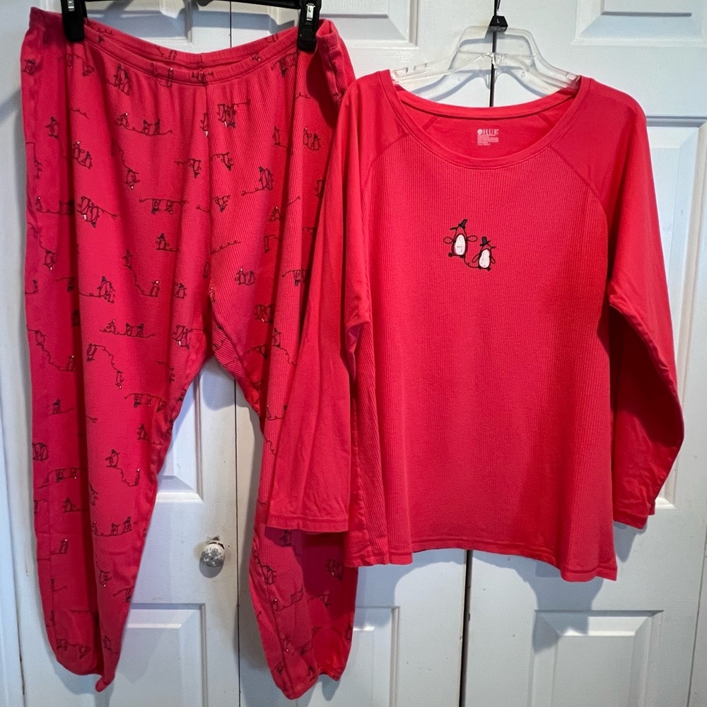 2 Pc Penguin🐧Bold Pinky Red🩷❤️Pajama Set - Matching Waffle Texture Pants & Top